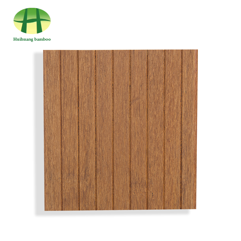 Бамбуковый пол с небольшими канавками