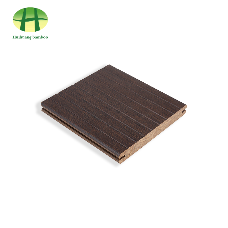 Бамбуковый пол с небольшими канавками